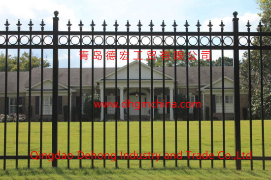 China Factory Supply Wrought Iron Fences