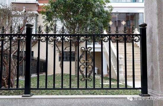 Black Powder Coating Wrought Iron/Steel Garden Fences