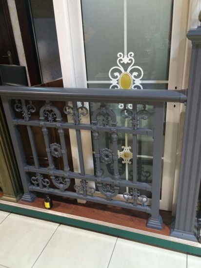 Wrought Iron Fence with Powder Coating Based on Self-Color