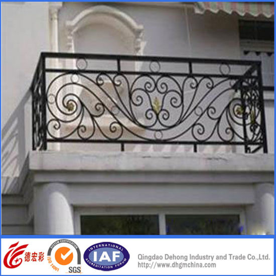 Decorative Residential Safety Concise Wrought Iron Fence (dhfence-27)